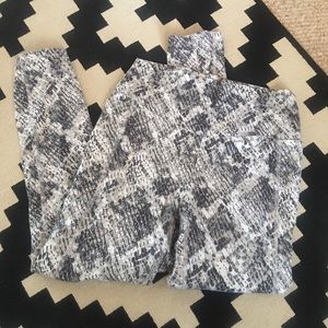 Victoria secret PINK ultimate leggings